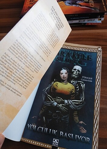 Beden Kara Kule Silahşör - Stephen King