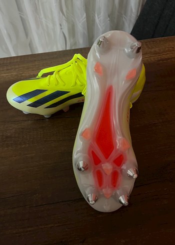 36 Beden sarı Renk Orjinal Adidas krampon 36,5 numara