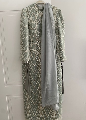 Uzun Kollu yeşil İşlemeli Abiye Elbise - Görsel 2