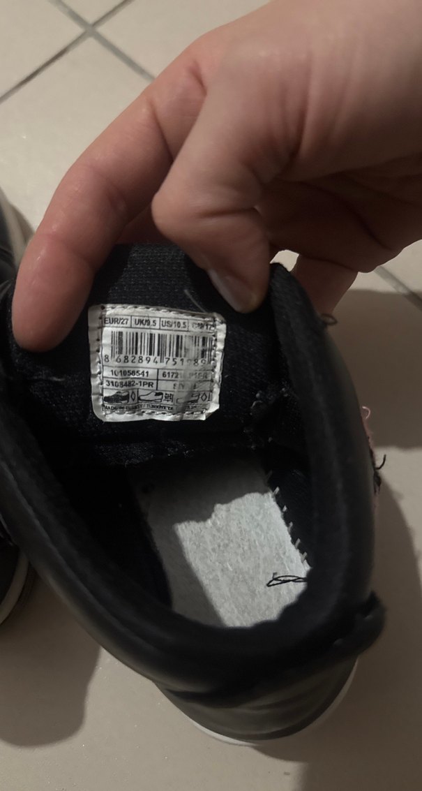 Kız Çocuk Siyah Baskılı Tokalı Spor Ayakkabı - Görsel 3