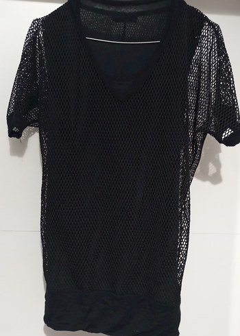 Siyah file Detaylı V Yaka iç siyah atletli file Tişört - Görsel 3