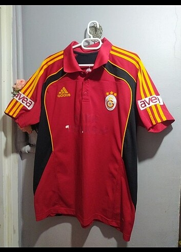 Galatasaray futbol takımı forması 