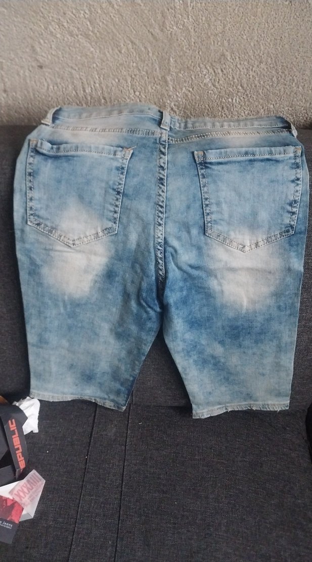 Nakışlı Mavi Mini Jean Şort - Görsel 2