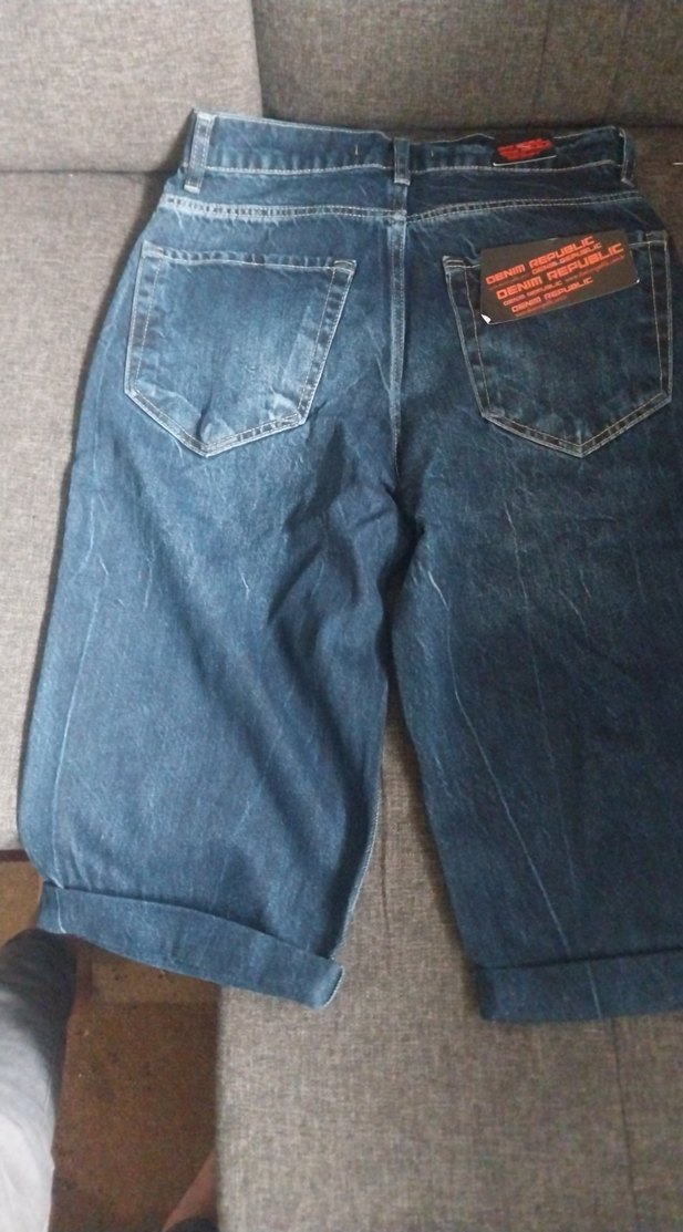 Erkek Rahat Kesim Kısa Kot Pantolon - Görsel 2