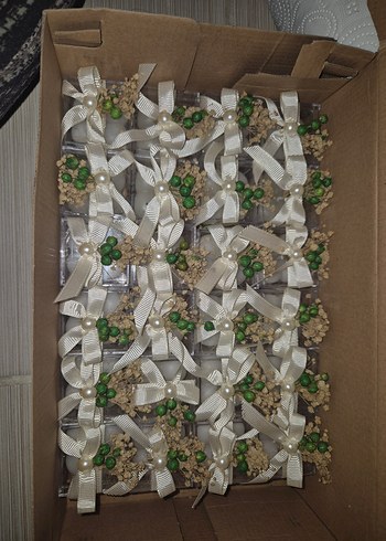 Beyaz Hediyelik Kutud mum çiçek süslemesi nişan nikah hediyeliği - Görsel 3