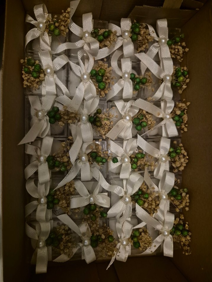 Beyaz Hediyelik Kutud mum çiçek süslemesi nişan nikah hediyeliği - Görsel 2