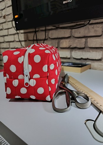 Vintage Desenli Pembe Makyaj Çantası - Görsel 6