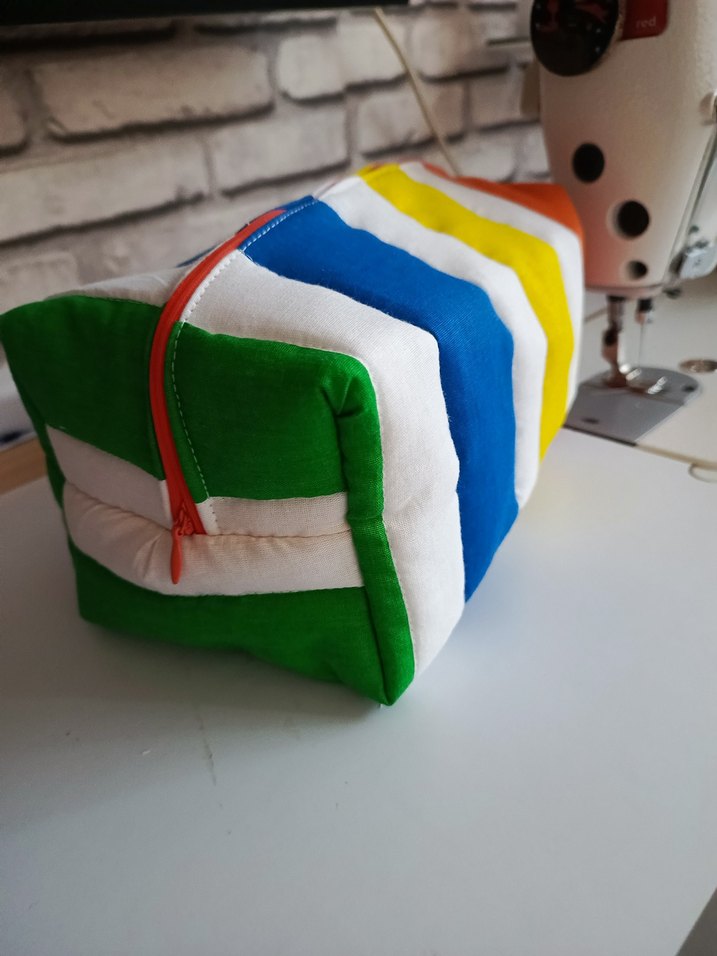 Vintage Desenli Pembe Makyaj Çantası - Görsel 4