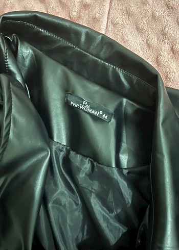 Siyah Deri Kemerli Uzun Kadın Trençkot - Görsel 6