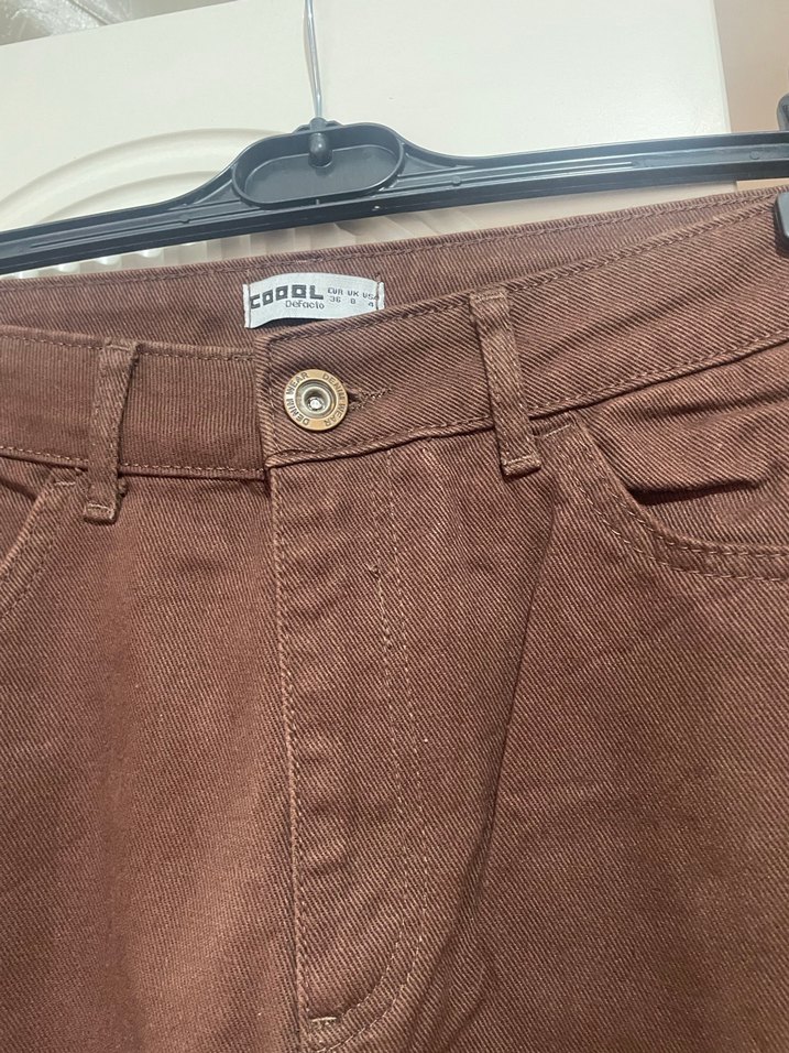Düğmeli Kahverengi Kadın Midi Kot Pantolon - Görsel 5