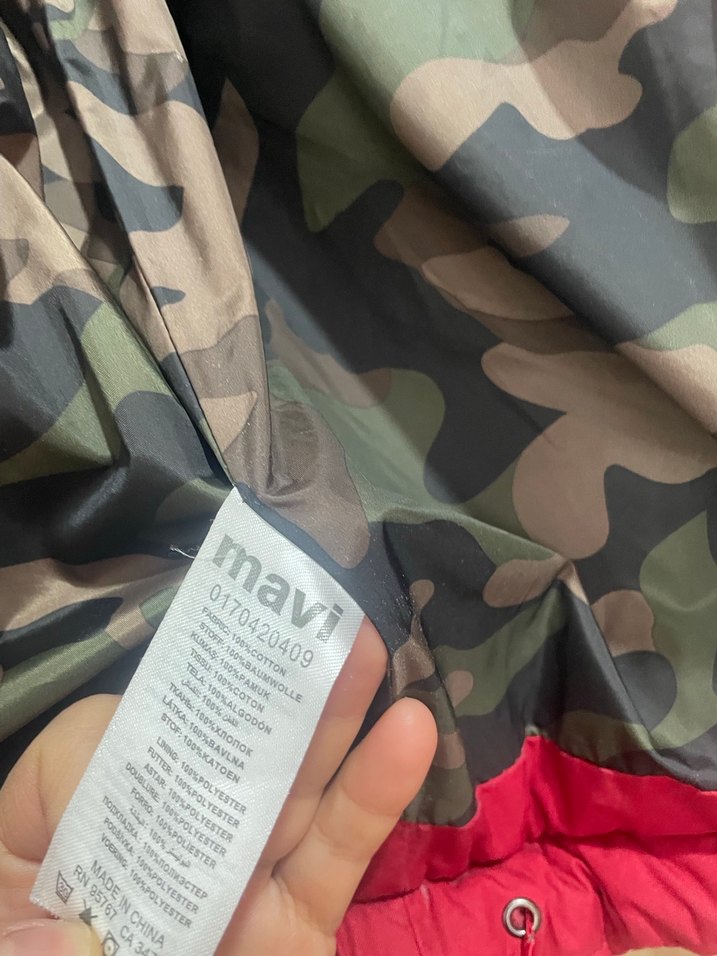 Kadın Kırmızı Düğmeli Yelek - Görsel 3