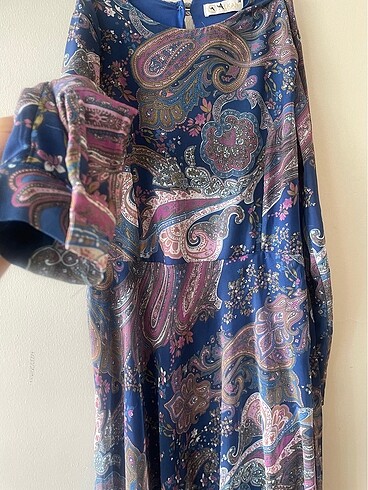 Mavi elbise - Görsel 3