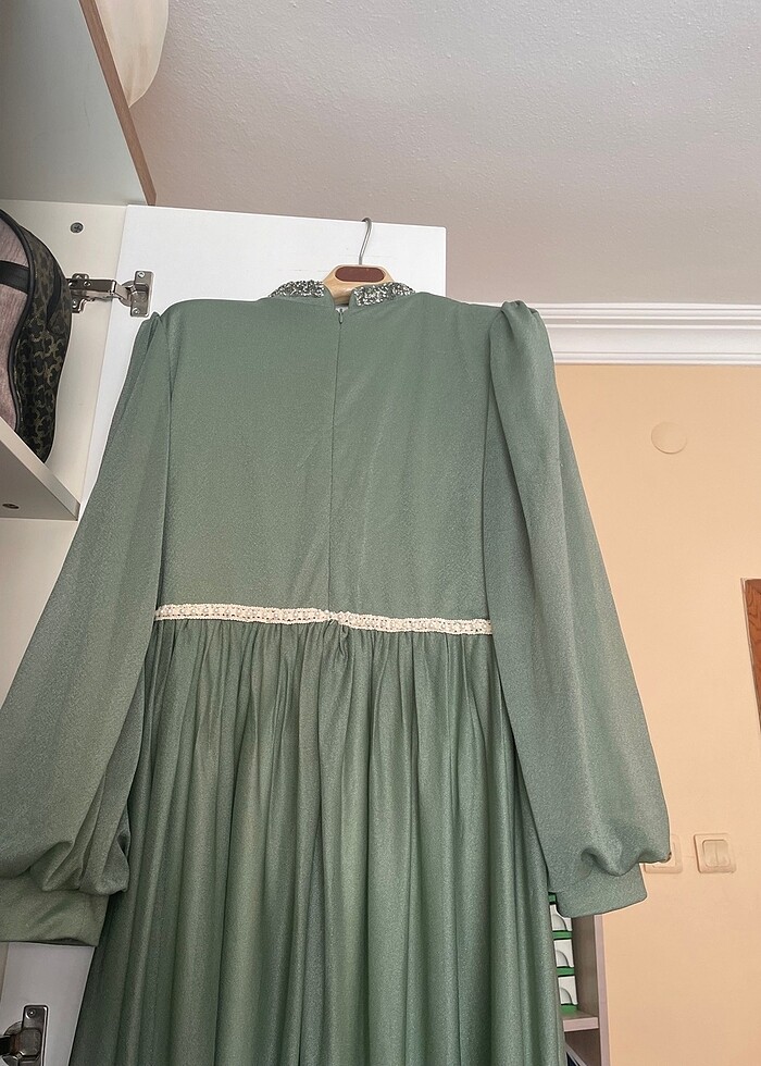 Çok şık güzel bir elbise - Görsel 3