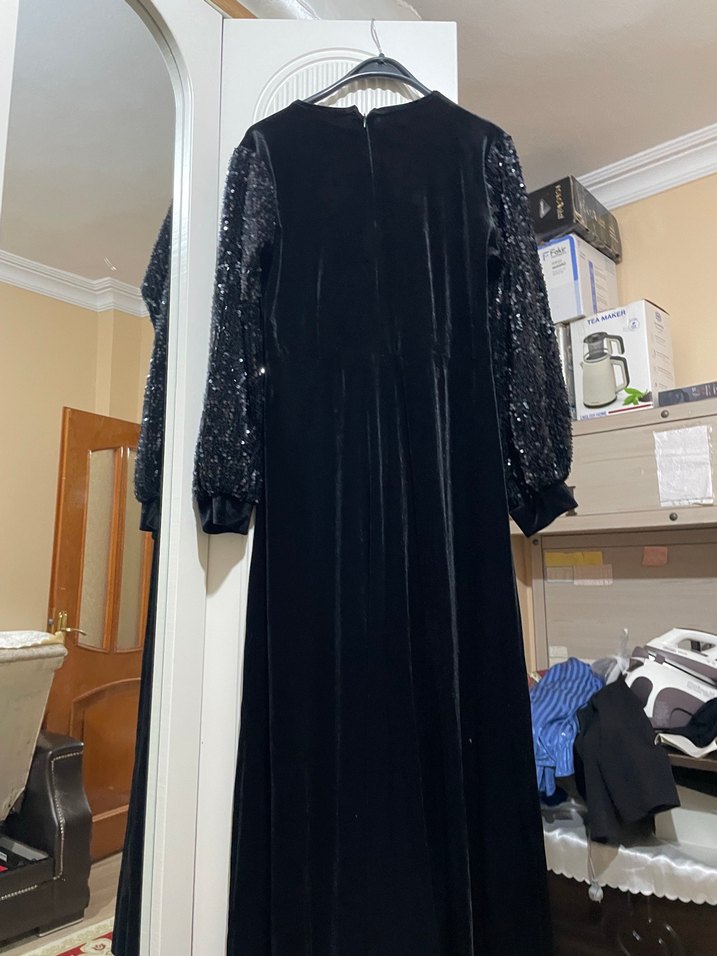 Siyah Uzun Kollu Gotik Kadın Abiye Elbise kemerini bulamadım - Görsel 5