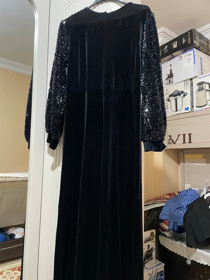 Siyah Uzun Kollu Gotik Kadın Abiye Elbise kemerini bulamadım - Görsel 3