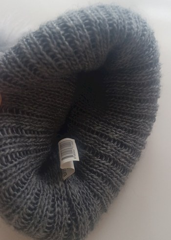 Gri Kadın Örgü Bere Ponponlu - Görsel 3