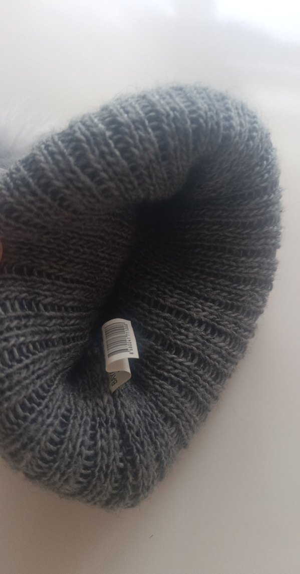 Gri Kadın Örgü Bere Ponponlu - Görsel 3