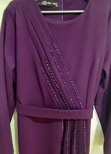 PİLİSELİ BONCUKLU MOR ABİYE ELBİSE - Görsel 6
