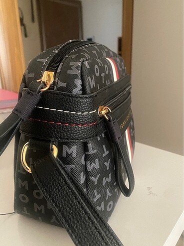 Beden Tommy Hilfiger Çanta