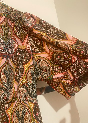 Desenli Bohem Kısa Kollu Kadın Bluz - Görsel 3