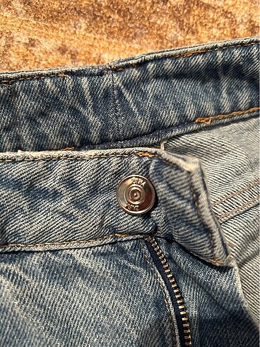 34 Beden Zara Straight Jean