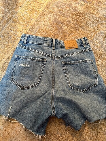 34 Beden Stradivarius Vintage Bermuda Şort