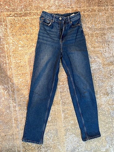 H&M Mom Jean