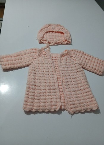 Kız Bebek Örgü Pembe Hırka ve Şapka Takımı