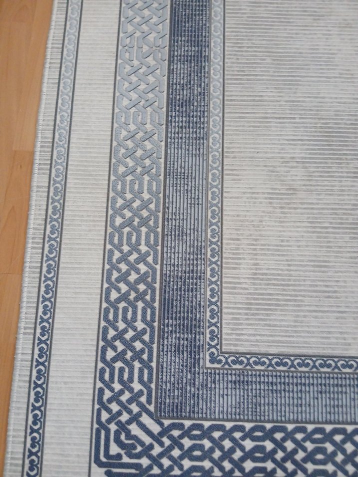 Mavi ve Gri Kenarlıklı Geleneksel Halı - Görsel 4