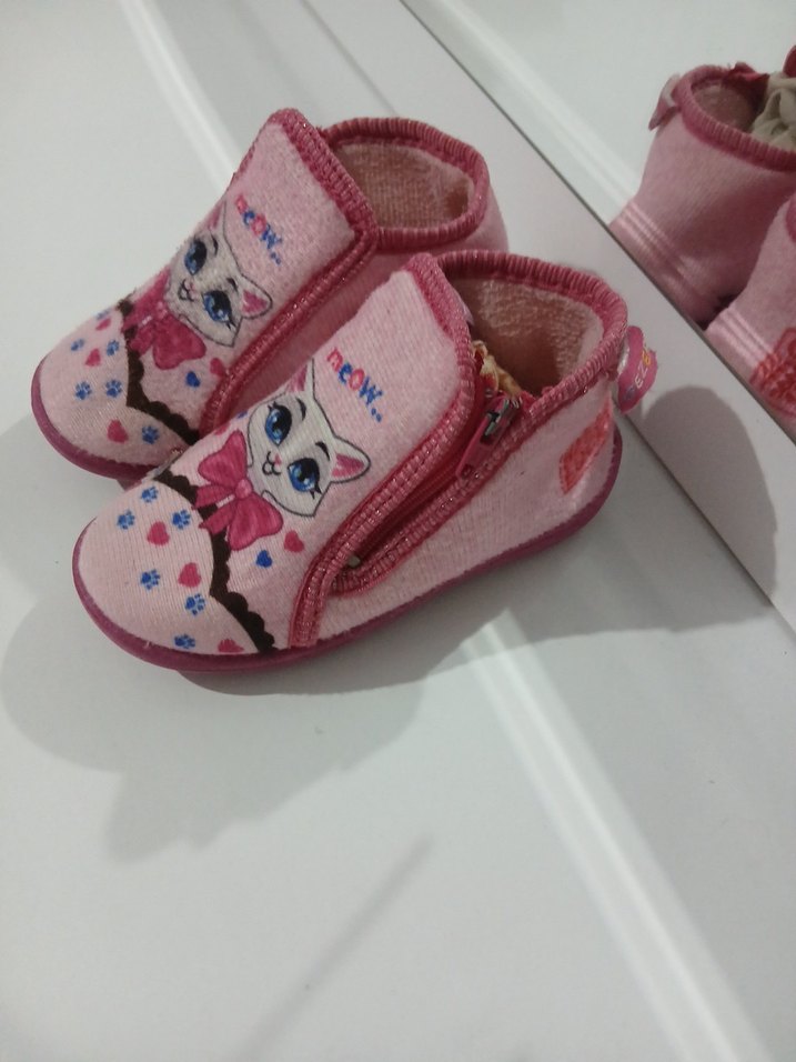 Kız Çocuk Pembe Sıcak Ev Terliği - Görsel 3