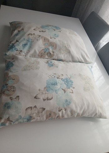 Mavi Pastel Çiçek Desenli Yastık Kılıfı - Görsel 4