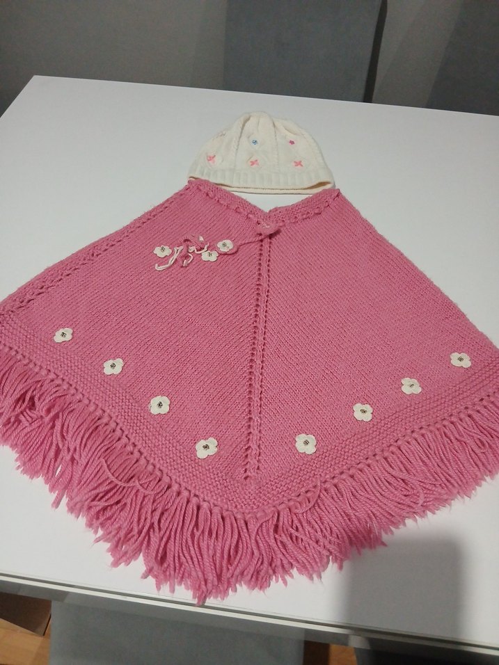 Pembe Nakışlı Kapüşonlu Örgü Kız Panço ve bwre - Görsel 2