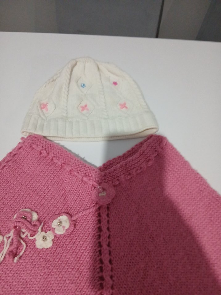 Pembe Nakışlı Kapüşonlu Örgü Kız Panço ve bwre - Görsel 3