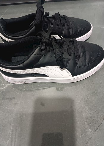 Siyah Beyaz Puma Spor Ayakkabı