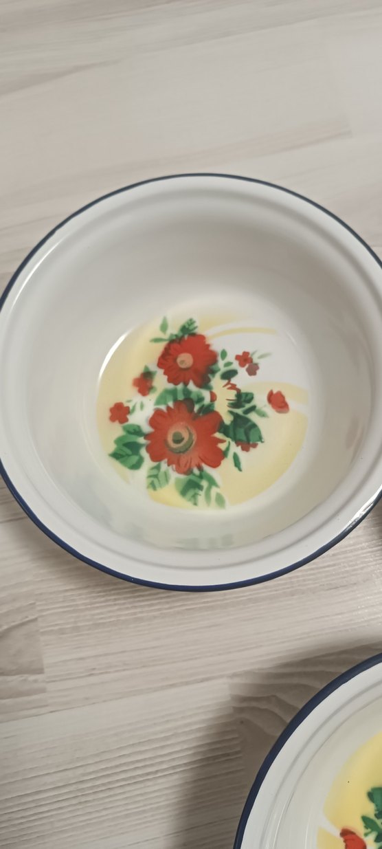 60 yıllık Çiçek Desenli Beyaz Tabak Seti 5 adet - Görsel 2