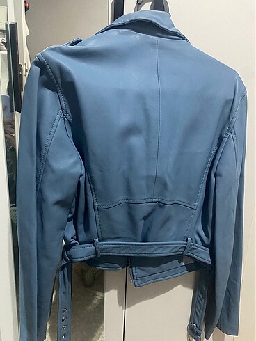 m Beden Bershka deri ceket