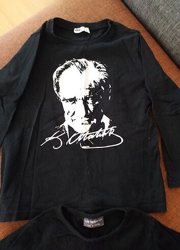 4 Yaş Beden Ataturk baskili T-shirt ( 1 ADET KALDI)