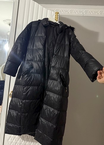 42 Beden siyah Renk Şişme mont