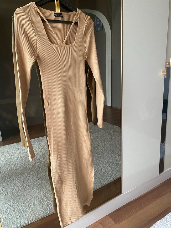 Bej V Yaka Uzun Kollu Triko Elbise - Görsel 4