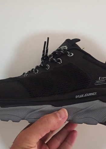 skechers dlux