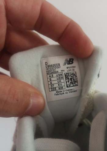 36 Beden New Balance 9060