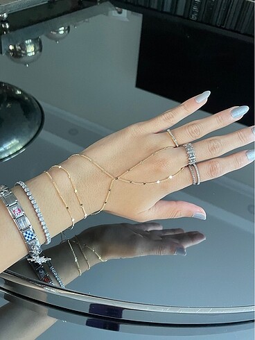 Accessorize Pullu Şahmeran?