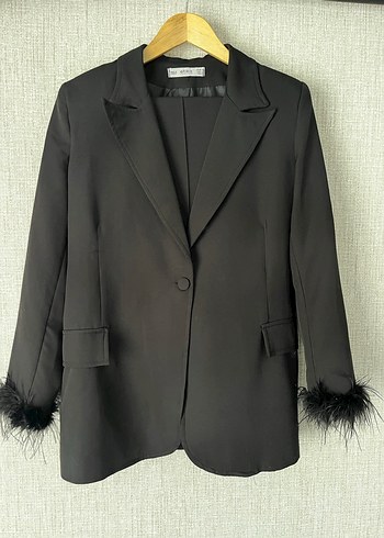 Tüy Detaylı Siyah Kadın Uzun Blazer Takım