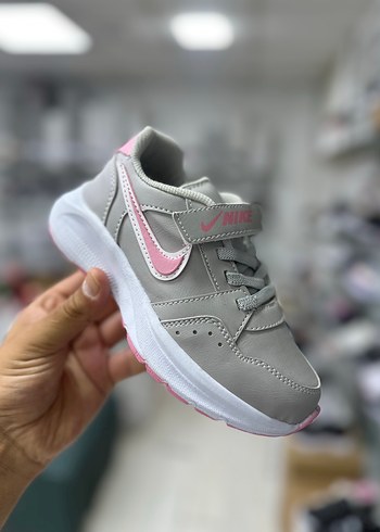 Kız Çocuk Gri Nike Spor Ayakkabı