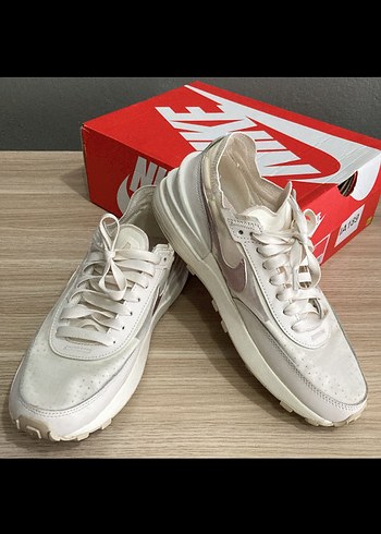 Nike waffle one ess kadın spor ayakkabısı