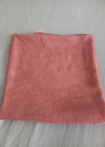 sıfır pudra rengi eşarp başörtü