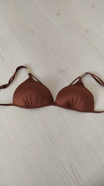 Penti bikini üstü 