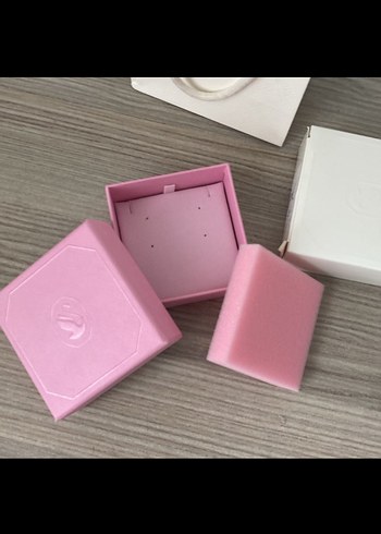 Swarovski kutu ve poşet - Görsel 2