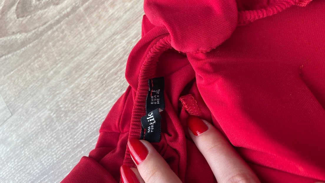 Kırmızı Uzun Drapeli V Yaka Kadın Elbise - Görsel 2