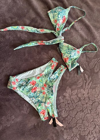 Çiçek Desenli Bohem Dantel Detaylı Bikini